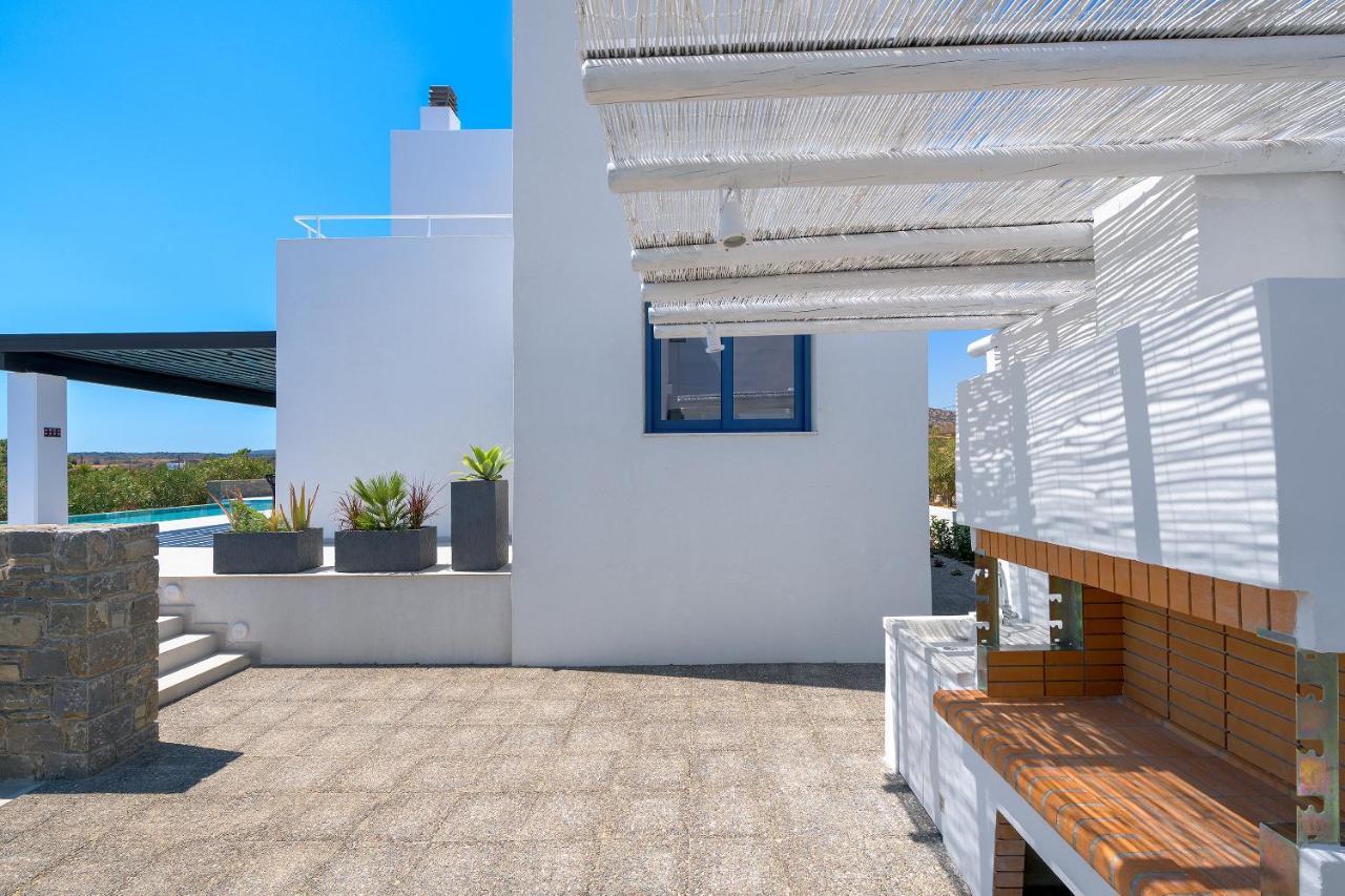 Astrea Villas ラクハニア エクステリア 写真