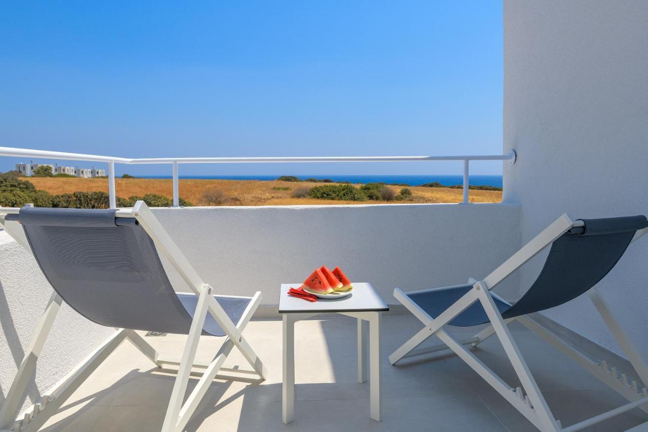 Astrea Villas ラクハニア エクステリア 写真
