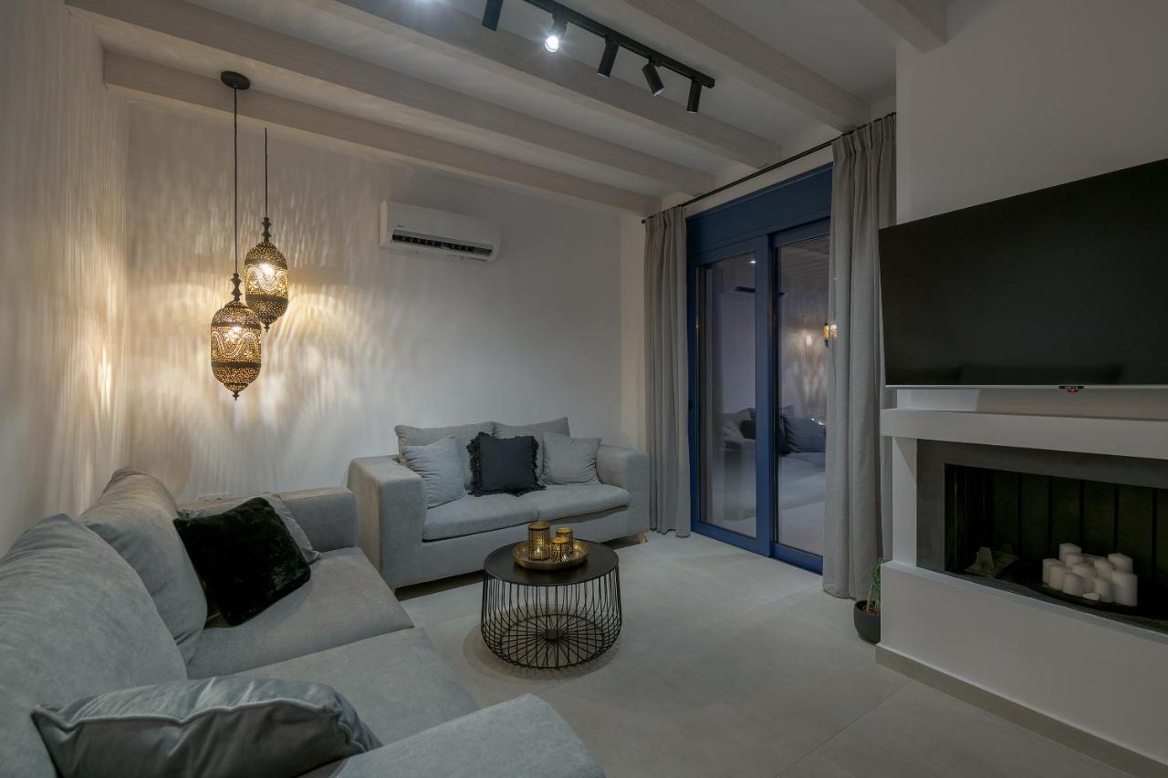 Astrea Villas ラクハニア エクステリア 写真